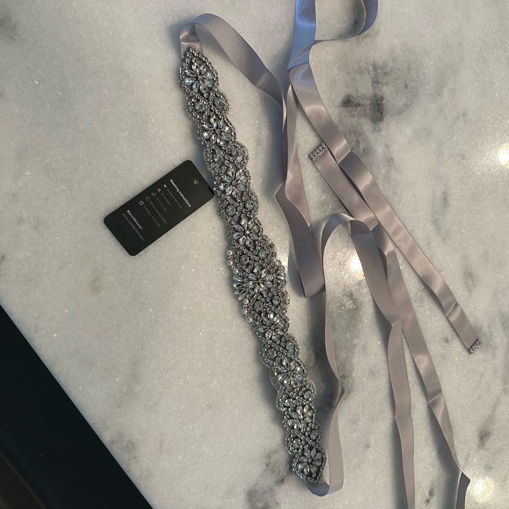 Designer Rhimestone Belt - Picture 4 of 4